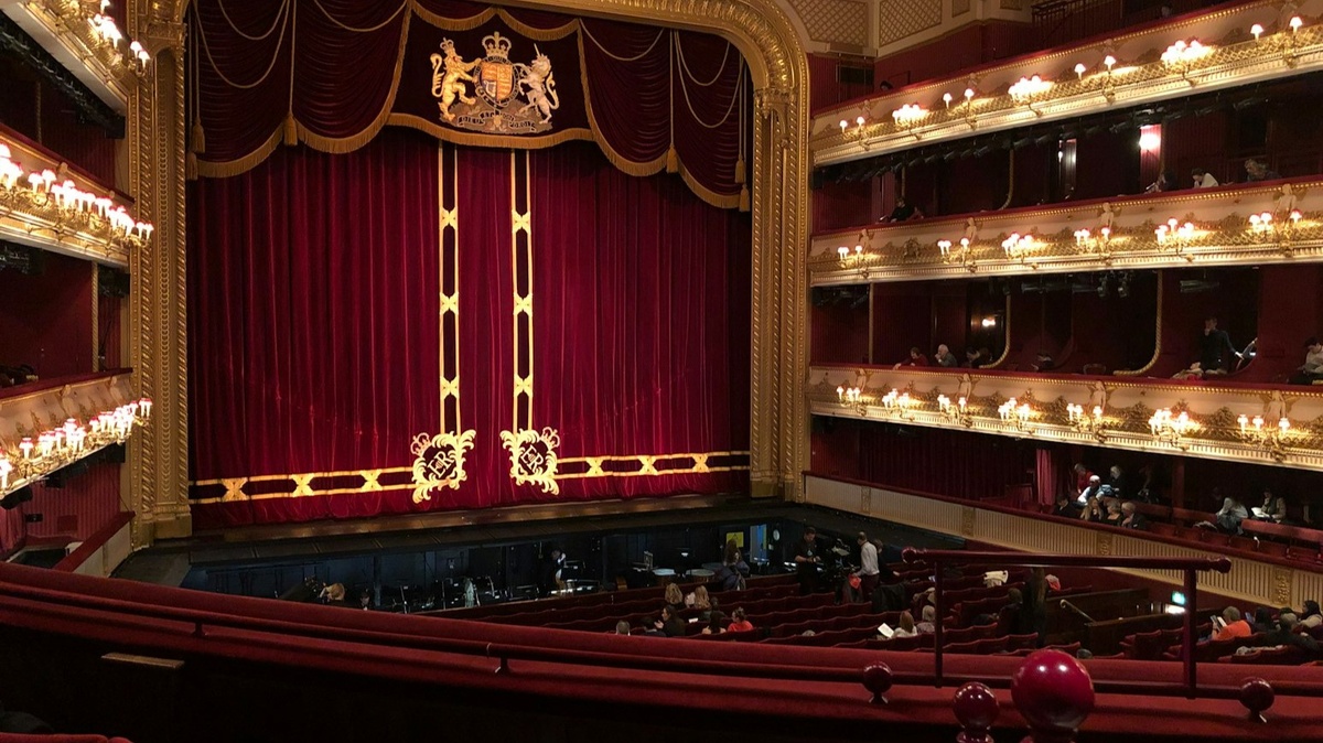 Aschenputtel (La Cenerentola)