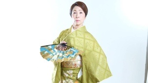 Japanischer Tanz, Kimono und Gestik