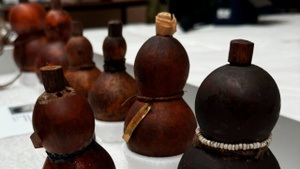 Deutschlands verdrängte Kolonialvergangenheit - Reihe Gästezimmer