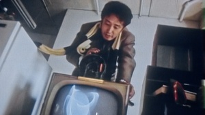 NAM JUNE PAIK: MOON IS THE OLDEST TV – Dokumentarfilm über den legendären Pionier der Videokunst