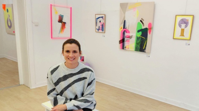 KUNST-AUSSTELLUNG  "Zwischen den Zeilen"  von Constanze Voigt in der ART ROOM GALERIE