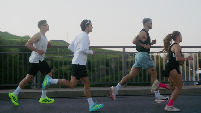 Community Run by RUNS N ROLLS