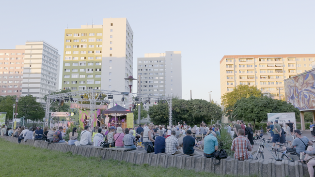 51. Mülheimer Theatertage: "Die Kunst, Viele zu bleiben" (Festival Plus: Film)