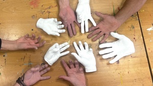Achtsame Handabformung