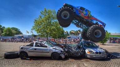 Monster Truck stunt Show