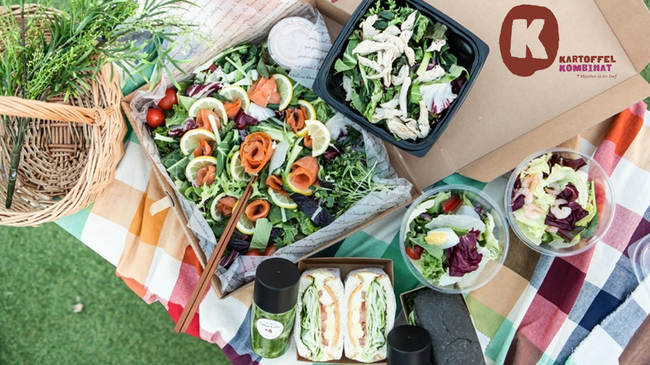 Früh-Sommer Picknick bei der Pinakothek der Moderne