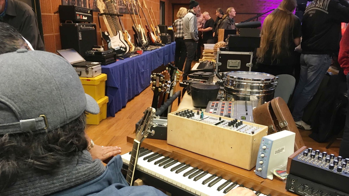 Musik- und Instrumentenflohmarkt