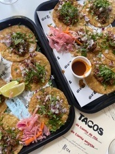 dia´Z Tacos de Birria Pop-Up