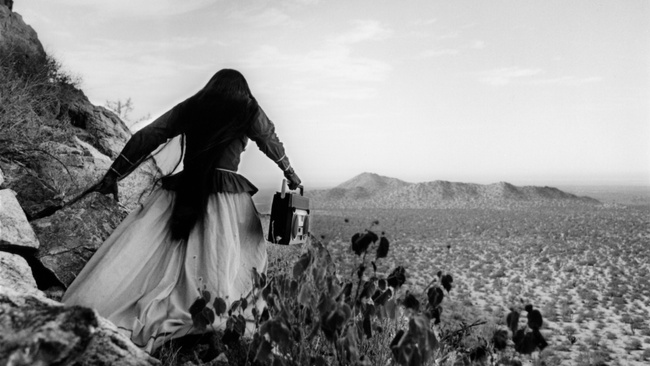 Graciela Iturbide . Eyes to Fly With