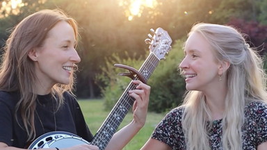 Singer/Songwriter Night mit Sarah & Franzi