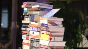 Silent Book Club-Treffen im B-Side Café
