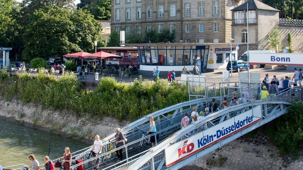 KD Anlegestelle Bonn/Brassertufer