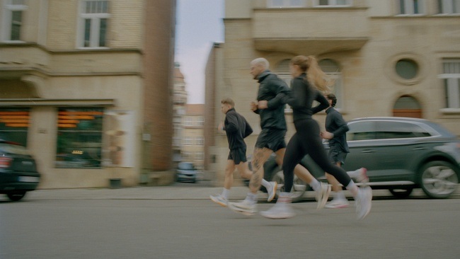 Community Run by RUNS N ROLLS