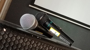 Queeres Speed Dating & anschließend Karaoke