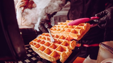 Musik hören & Waffeln essen :-)