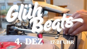 Glühbeats im Café frau elster