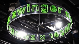 zwinger x orange krug