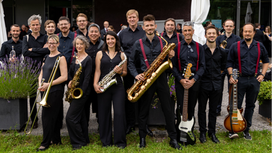 „Karaoke mit der Resident Alien Big Band“