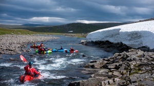 Die etwas andere Tour: Packrafting am Polarkreis