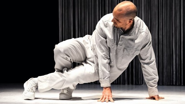 DOISRI Auf tänzerischer Spurensuche