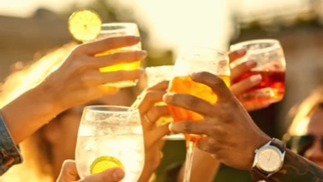 SOMMERNACHTSBAR