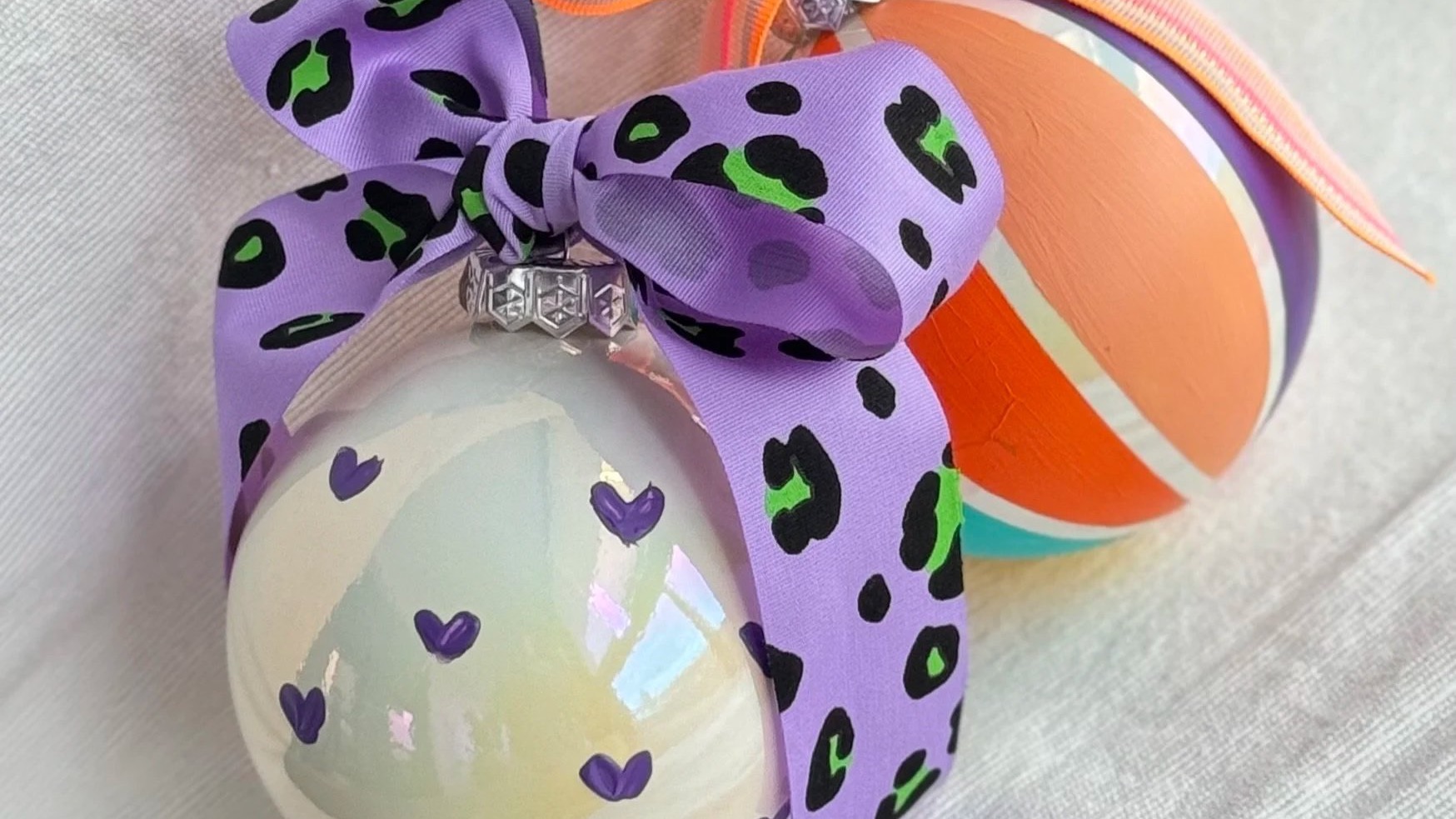 Christmas Bauble Painting