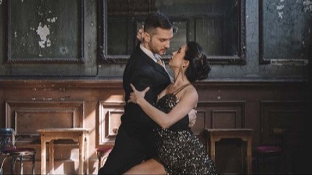 Tango im Spiegelsaal