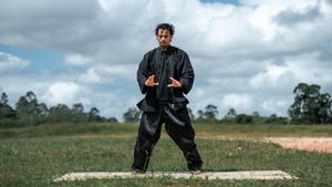 Sport im Park - Früh Gymnastik mit Elementen des Qi Gong