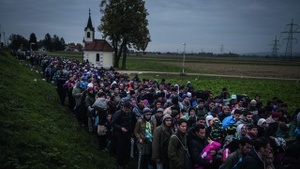 Vortrag: Wir vs. die Anderen: Was uns zusammenhält und wie wir Spaltung überwinden