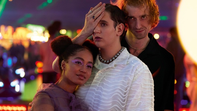 The Black Rider – The Casting of the Magic Bullets