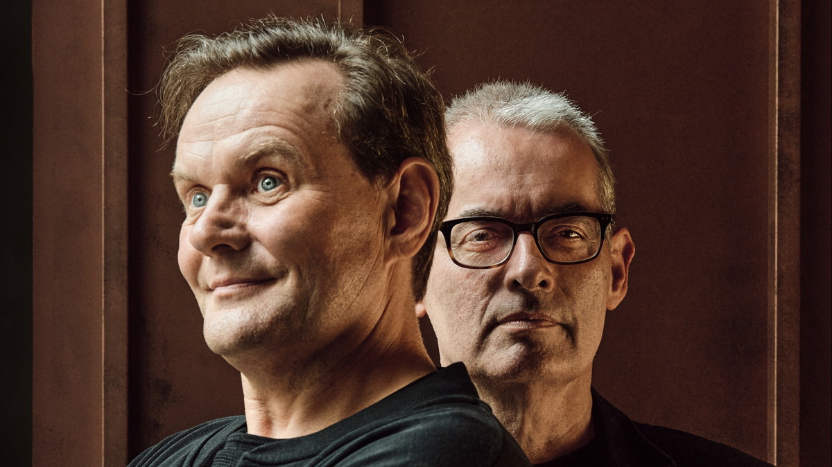 Titelbild der Veranstaltung Devid Striesow & Markus Becker "Hymnen an die Nacht" x Harbour Front Literaturfestival Hamburg