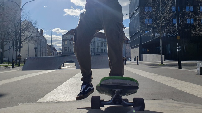 LONGBOARD - DANCE & FREESTYLE - Ein Workshop für Frauen*