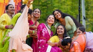 Kiosk Tanz // Indische Bollywood Hochzeitstänze mit IASH e.V.