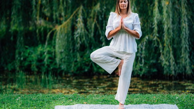 Hatha-Yoga für alle Level Sommerkurs