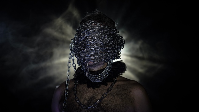 DRIFT... zum Tunnel am Ende des Lichts // bodytalk und Teatr Rozbark