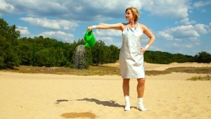 Konzert und Lesung im 3Sein: Bernadette La Hengst – „Warum ich so laut singen kann“