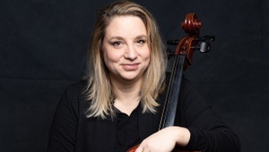 Katrin Geelvink - "Träum weiter…!" Chansons, Musikkabarett und Mikrodramen