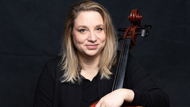 Katrin Geelvink - "Träum weiter…!" Chansons, Musikkabarett und Mikrodramen