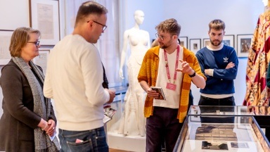 Kurzführungen Bühnenkunst im Theatermuseum