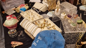 Beauty Jungle Mädchenflohmarkt Backnang