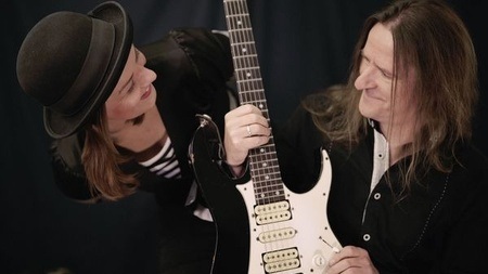 Musik am Dispatcherturm | Frau Elfi & Flecke