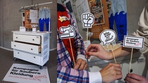 Fashion Wanderausstellung - die rollende Kommode