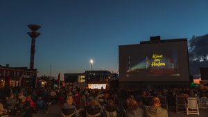 Kino im Hafen  - Der Himmel über Berlin