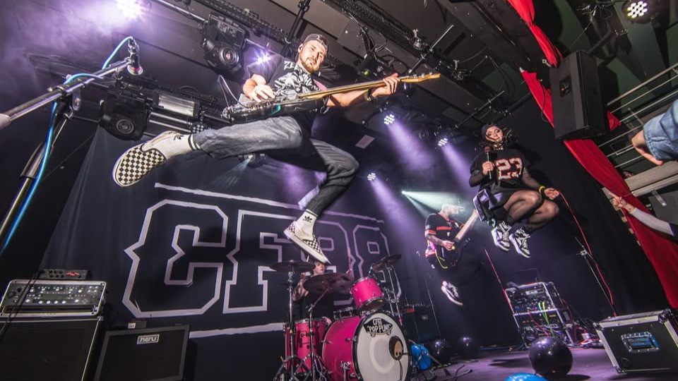 CF98 (pop-punk, PL) + Treibgut (punk, garage, Bln)