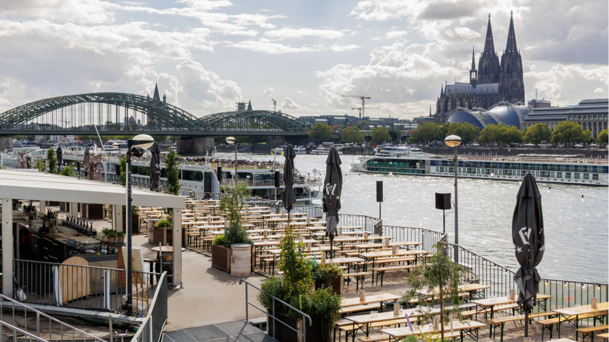 Biergarten Rheinterrassen Köln