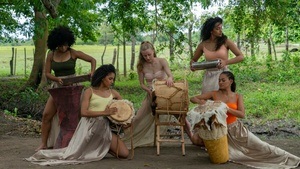 Bibiana Jiménez XXTanzTheater: LA POLA – Ontologies of Women, Movement and Decoloniality