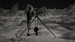 Frau im Mond