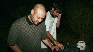 Around The Körner w/ Manuel Pasos