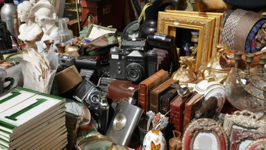 TRÖDELMARKT bei ROLLER