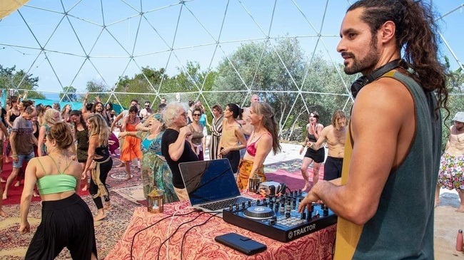 Ecstatic Dance - roam room